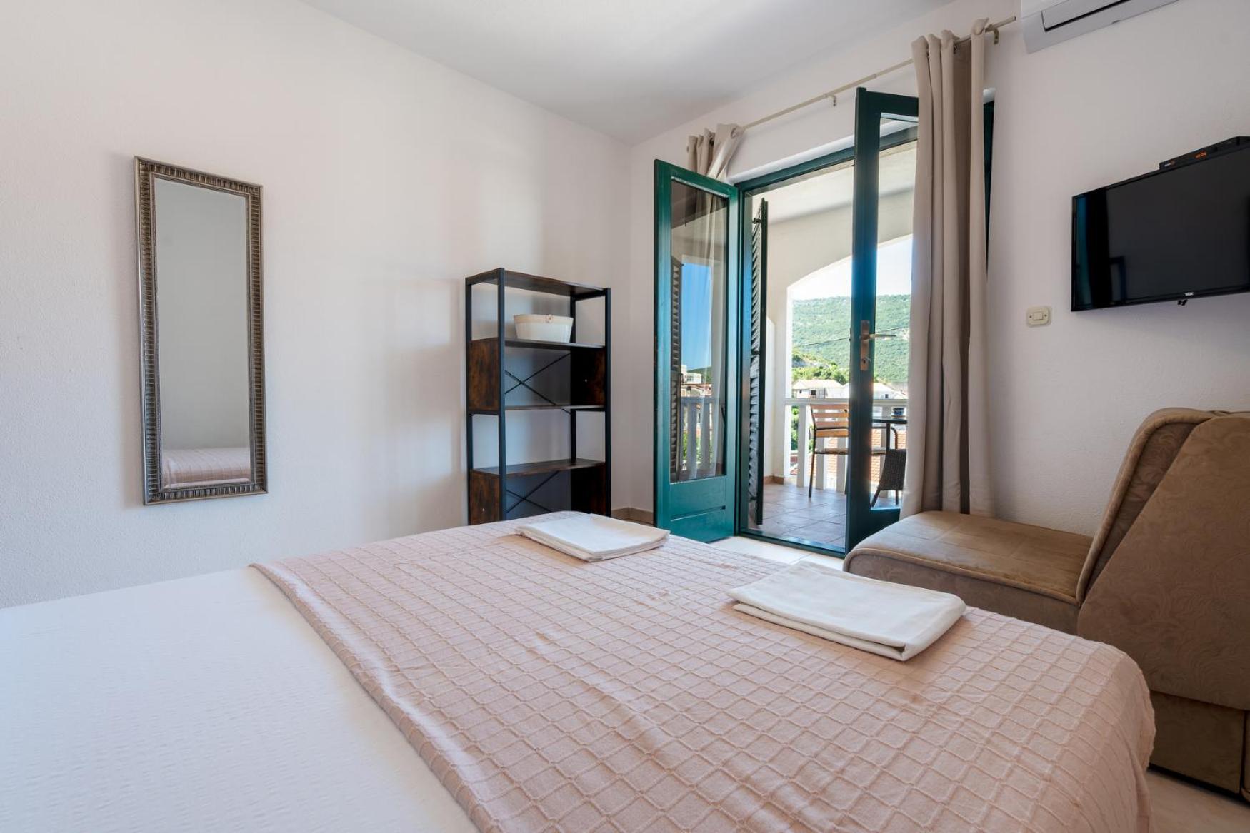 Villa Piccolotti 内乌姆 外观 照片